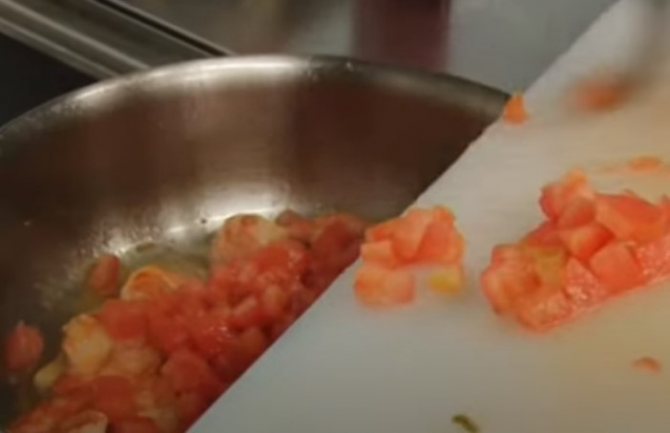 Как вкусно приготовить креветки – простые и вкусные рецепты